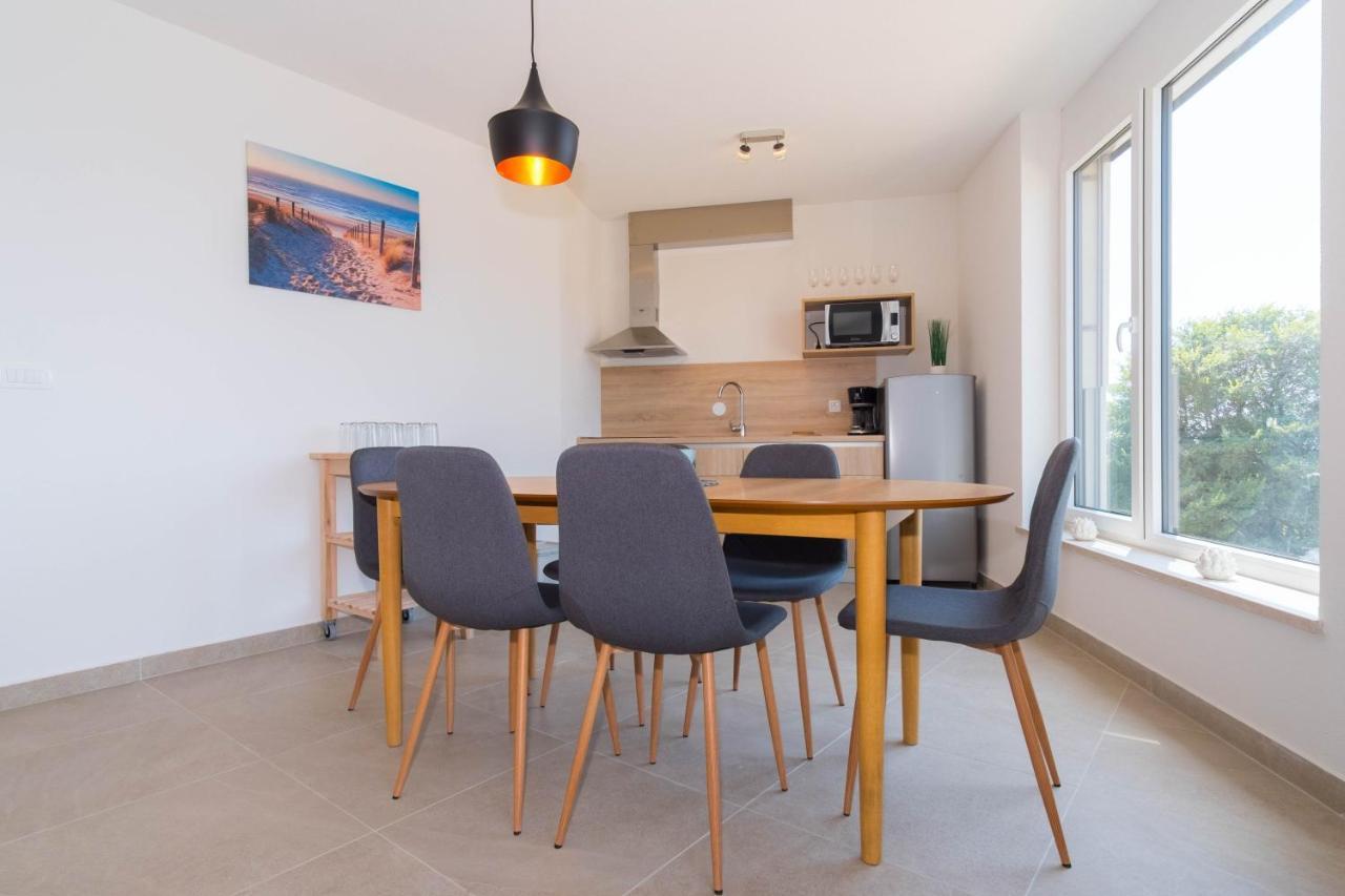The Blueview Appartements Novigrad Novigrad Istria Esterno foto