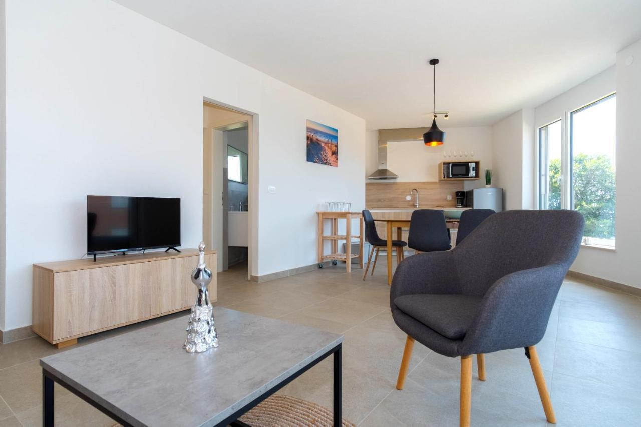 The Blueview Appartements Novigrad Novigrad Istria Esterno foto