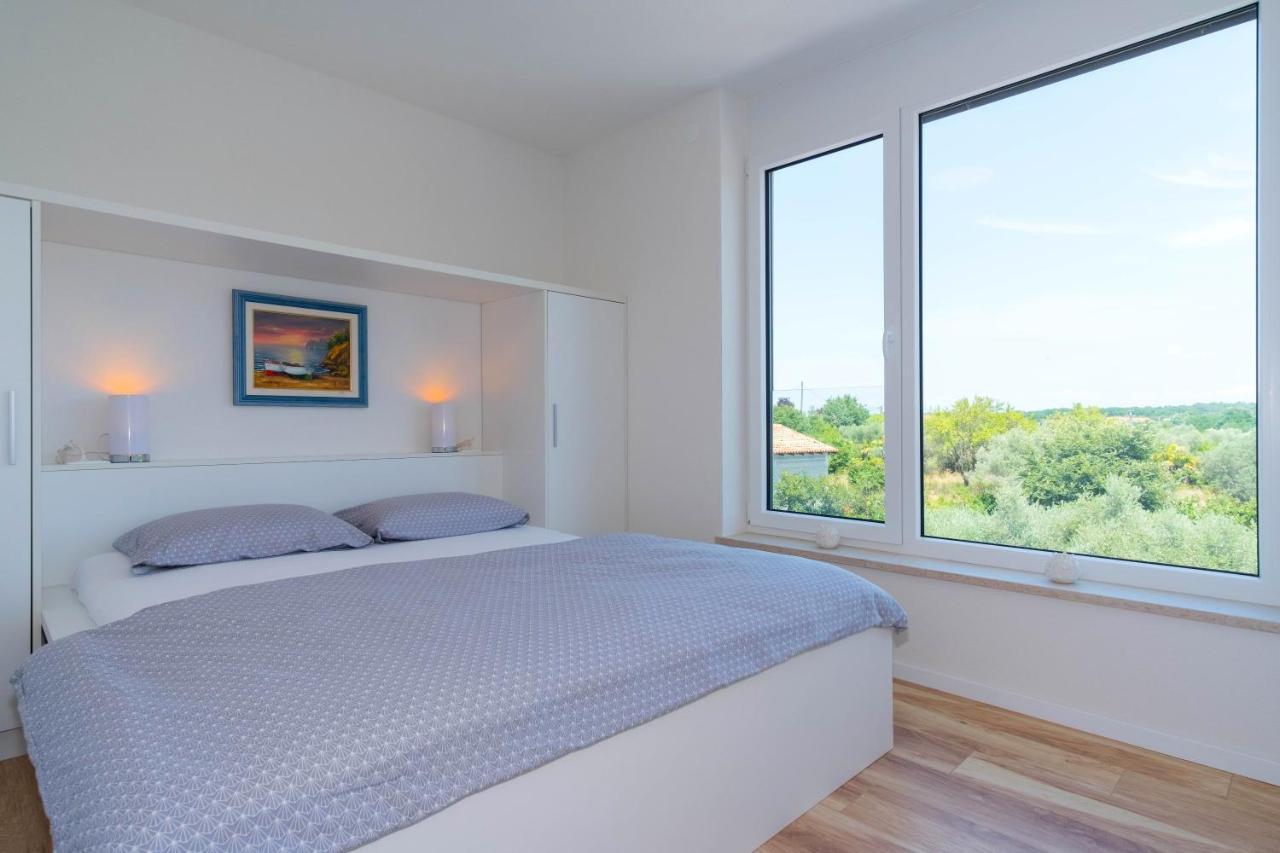 The Blueview Appartements Novigrad Novigrad Istria Esterno foto