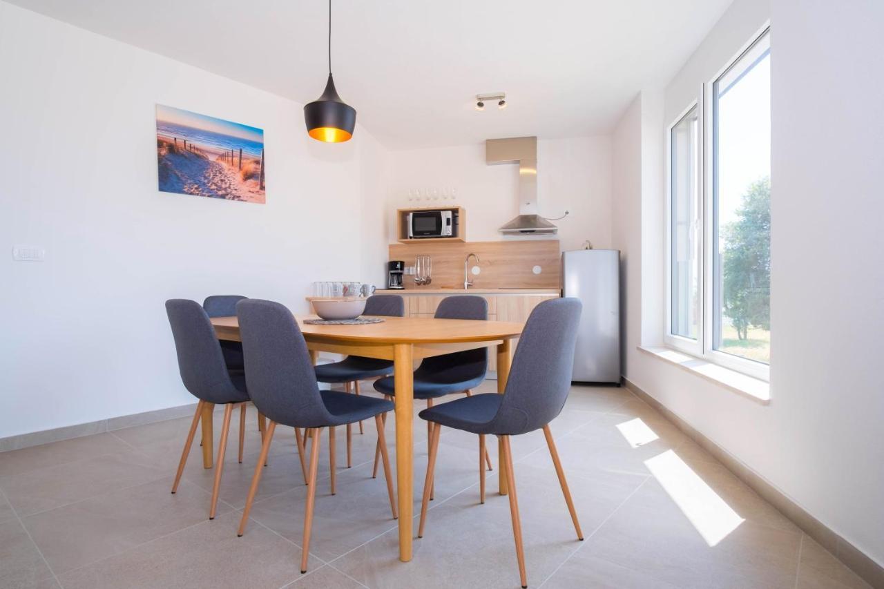 The Blueview Appartements Novigrad Novigrad Istria Esterno foto