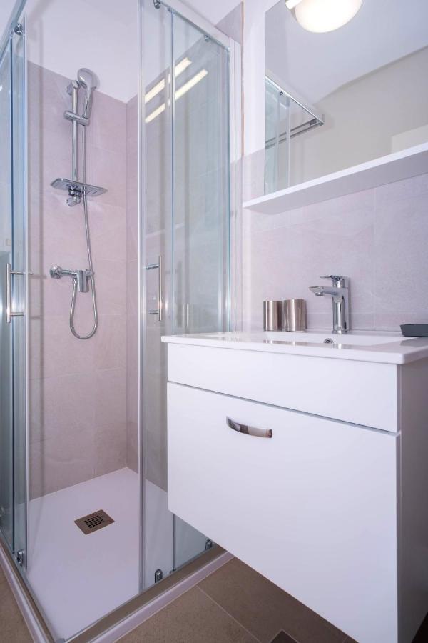 The Blueview Appartements Novigrad Novigrad Istria Esterno foto